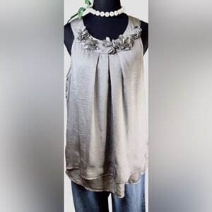 ADIVA ROSE NECKLINE HALTER SLEEVELESS TOP